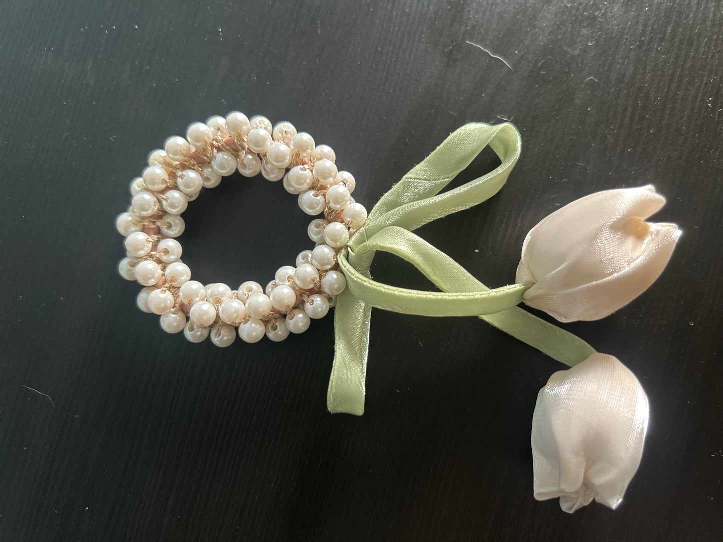 🌹 The Cascading Garden Scrunchie